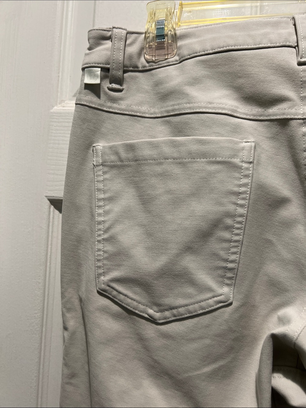 lululemon athletica Men's Light Cream Casual Pants - Picture 7 of 10